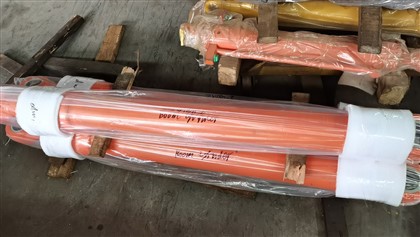 ZX130-3 붐 실린더